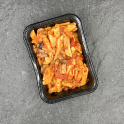 Penne tomaat schotel