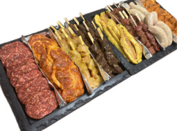 BBQ Ynklusief (5 stuks vlees) BBQ Ynklusief (5 stuks vlees)