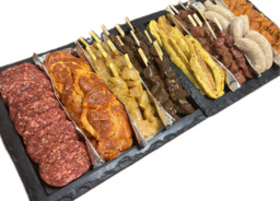 BBQ Ynklusyf ( 4 stuks vlees ) BBQ Ynklusyf ( 4 stuks vlees )