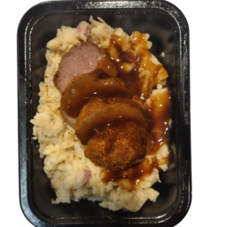 Zuurkoolstamppot met gehaktbal